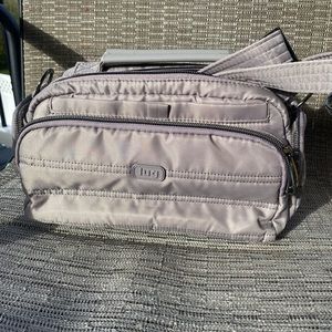 Lug Trolley Crossbody Pearl